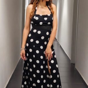Abito midi con scollo quadrato